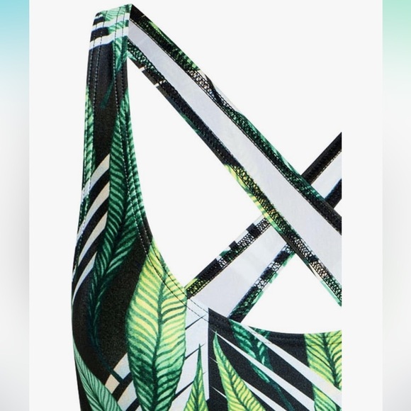 Cupshe Tropical One Piece Swimsuit - Size Small - Picture 2 of 10